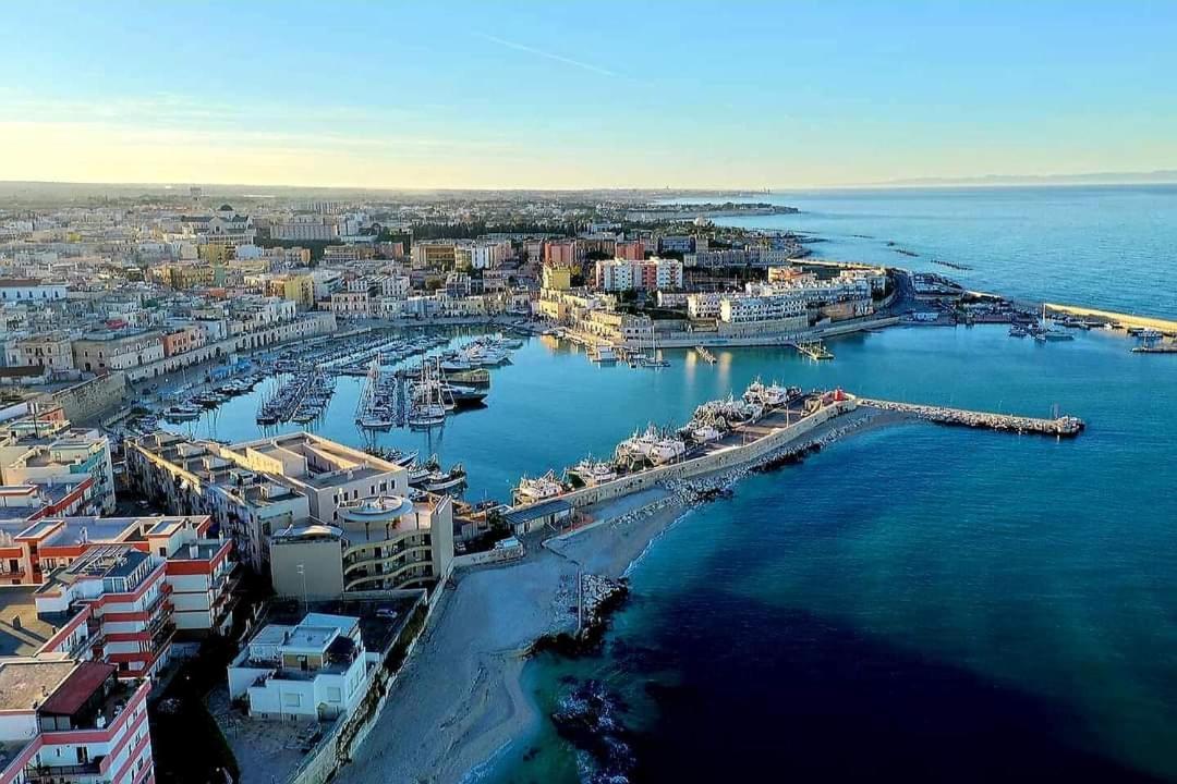 B&B La Baia Sea Rooms ビシェーリエ エクステリア 写真