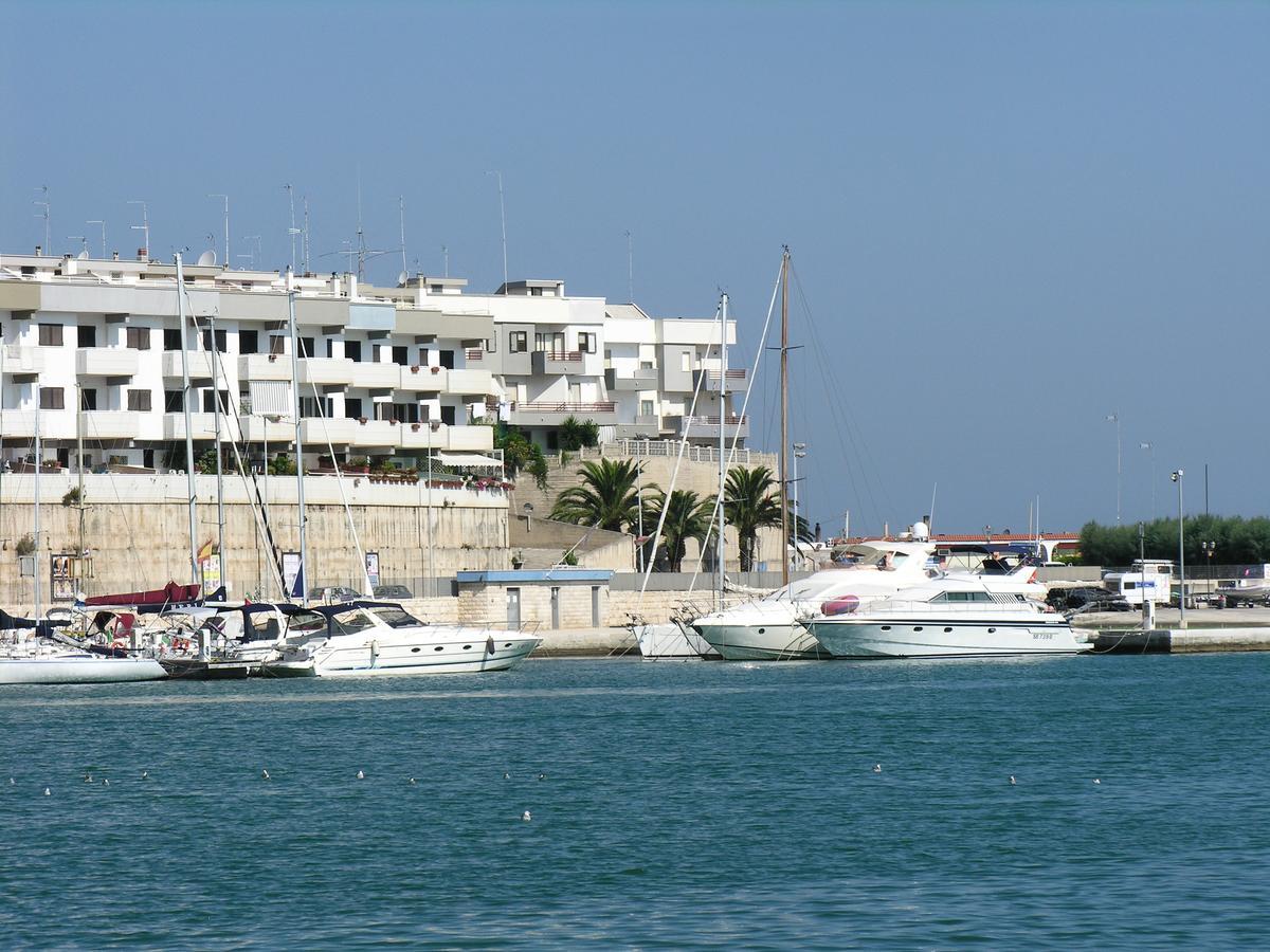 B&B La Baia Sea Rooms ビシェーリエ エクステリア 写真